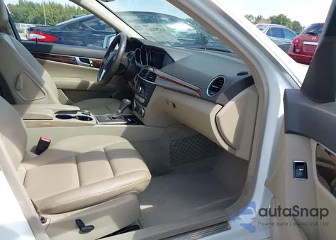 2013 Mercedes-Benz C 300 Sport 4Matic from USA, damaged, VIN WDDGF8AB2DR242582